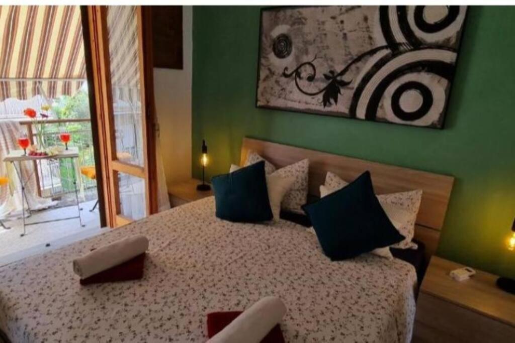 Little Apartamento *
